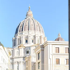 Stazione Vaticana 5 Appartamento